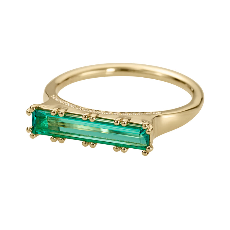 Lab-Grown-Emerald-Long-Baguette-Statement-Ring-Packshot